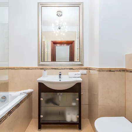 Inflancka By Your Freedom דירה